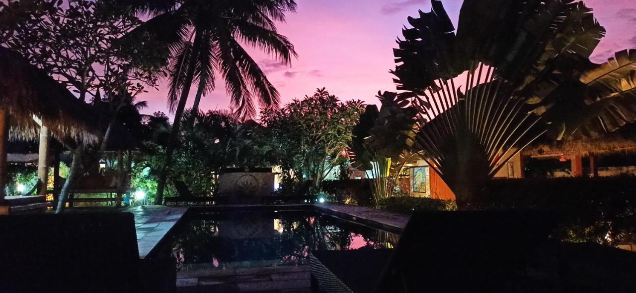 Bed and Breakfast Mama Bella'S Retreat Senggigi Exterior foto