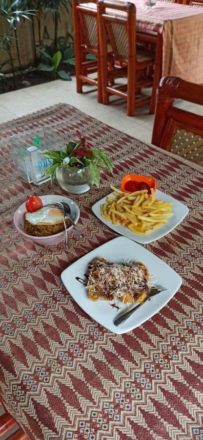Bed and Breakfast Mama Bella'S Retreat Senggigi Exterior foto