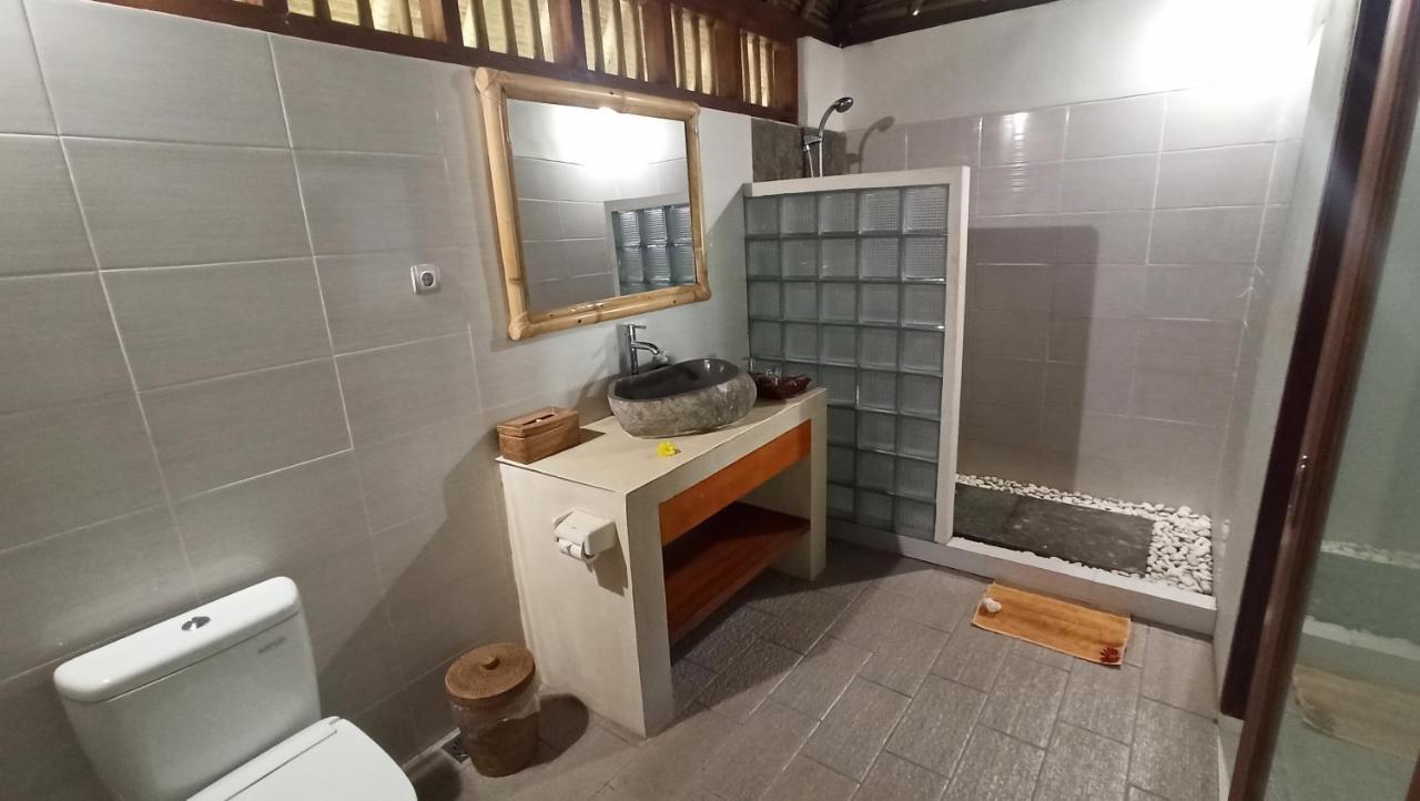 Bed and Breakfast Mama Bella'S Retreat Senggigi Exterior foto