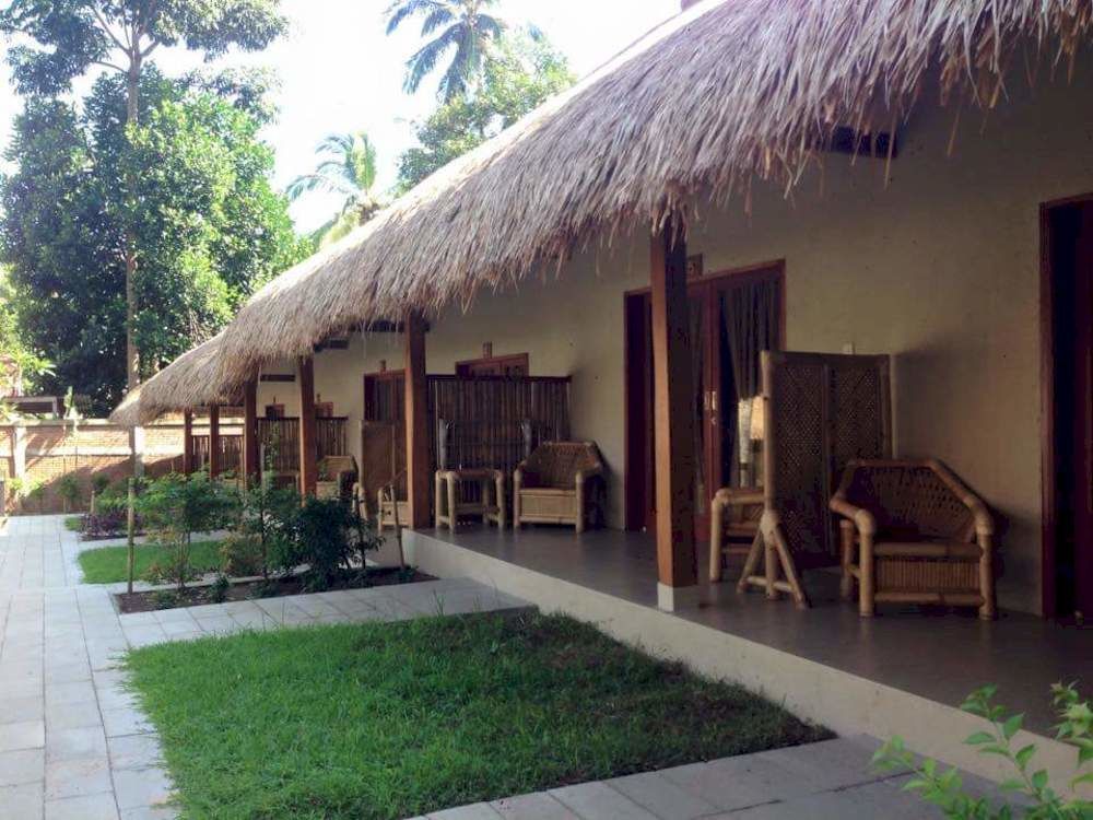Bed and Breakfast Mama Bella'S Retreat Senggigi Exterior foto