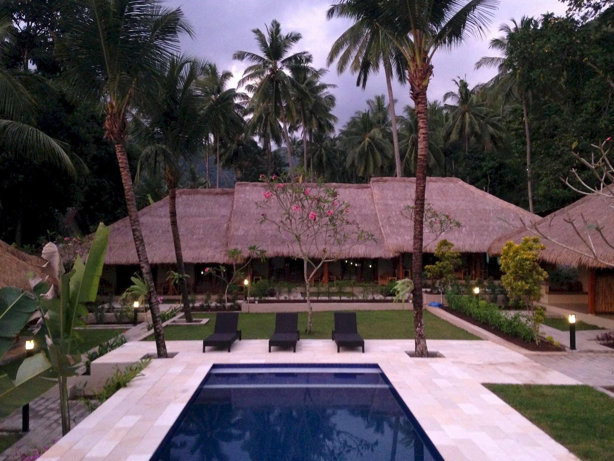 Bed and Breakfast Mama Bella'S Retreat Senggigi Exterior foto
