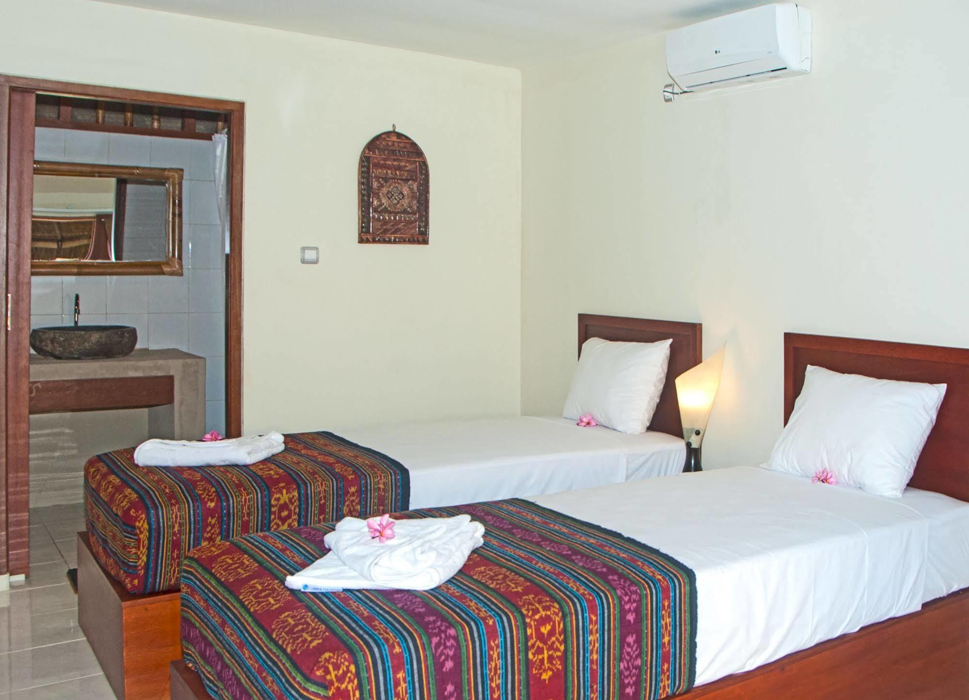 Bed and Breakfast Mama Bella'S Retreat Senggigi Exterior foto