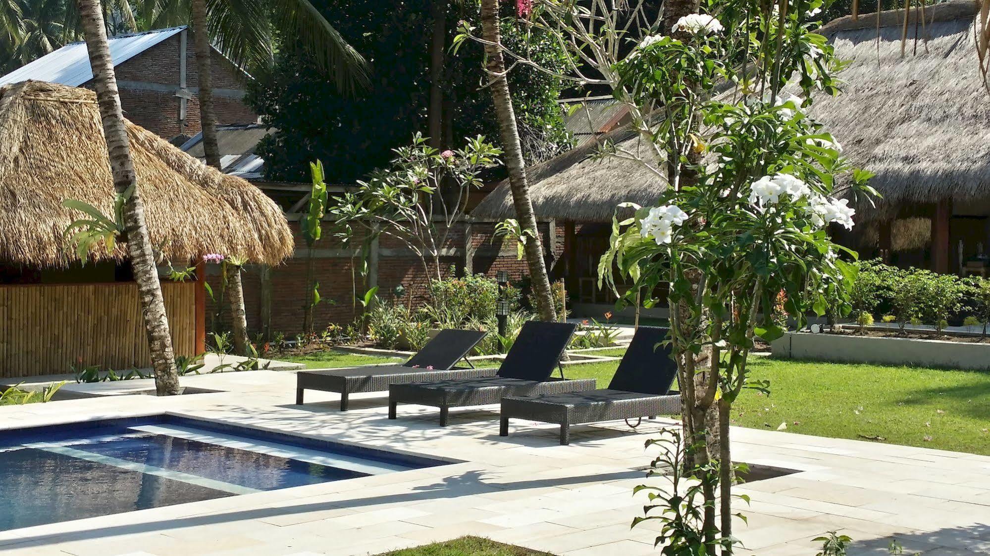 Bed and Breakfast Mama Bella'S Retreat Senggigi Exterior foto